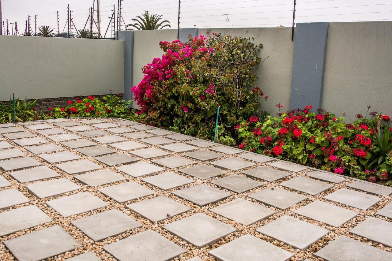 Sea View Bliss Guesthouse With Self Catering Swakopmund Ngoại thất bức ảnh
